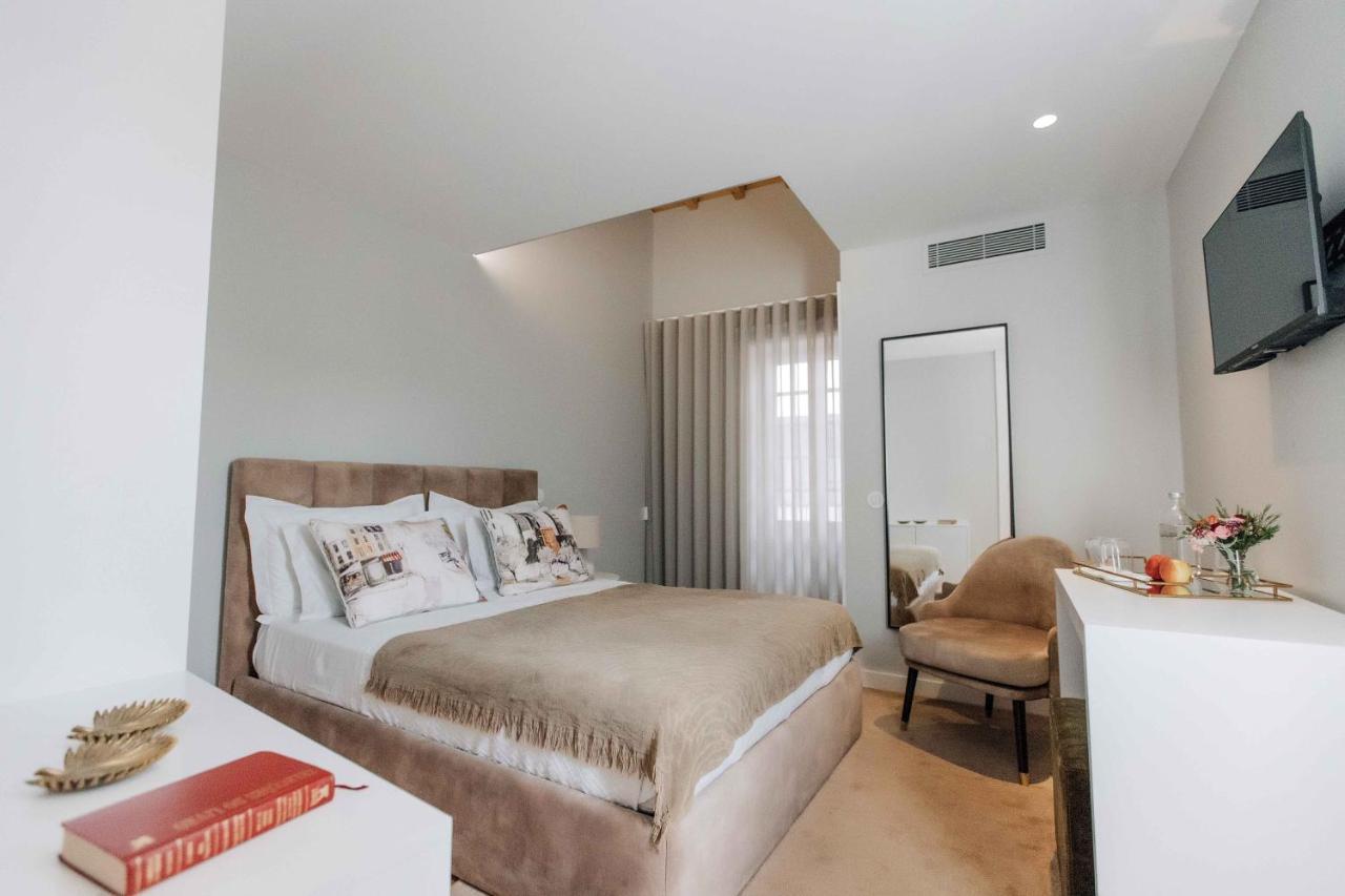 Trovador Guest House กิมาไรส์ ภายนอก รูปภาพ