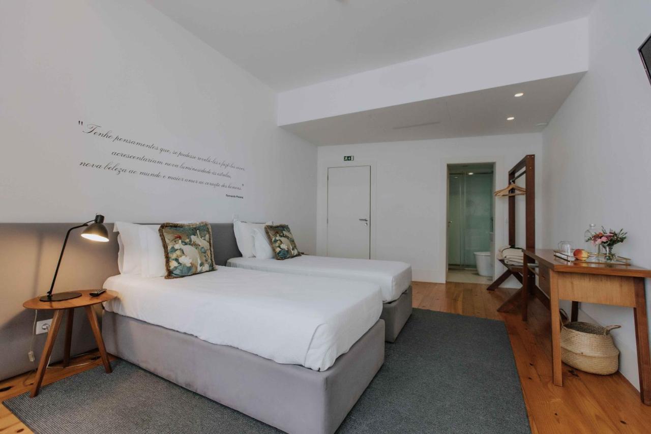 Trovador Guest House กิมาไรส์ ภายนอก รูปภาพ