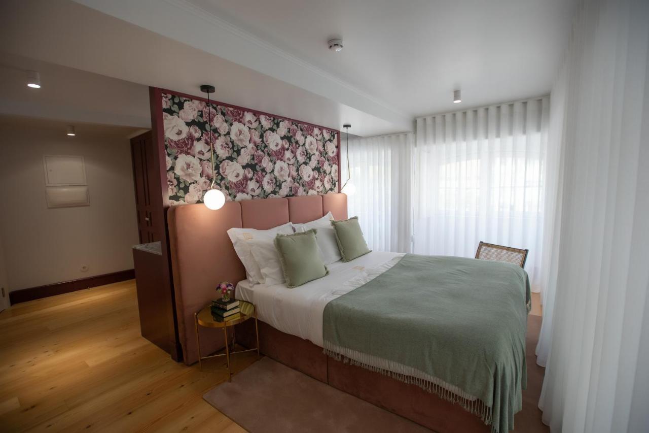 Trovador Guest House กิมาไรส์ ภายนอก รูปภาพ