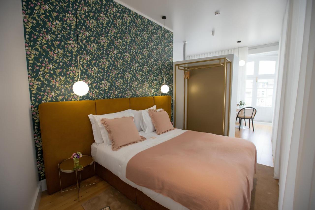 Trovador Guest House กิมาไรส์ ภายนอก รูปภาพ